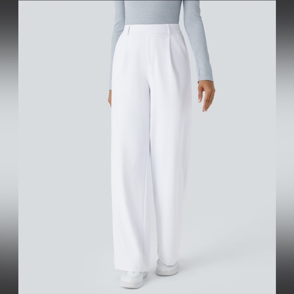 Halara High Waisted Side Pocket Straight Leg Work
Pants (White) NWT - Picture 2 of 12